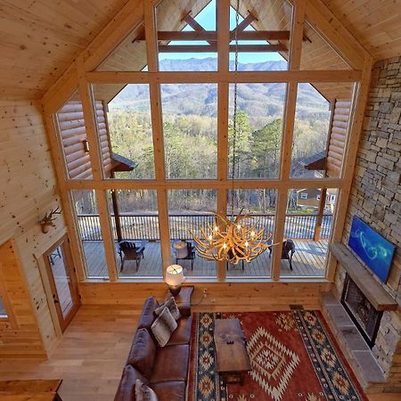 Misty Mountain Adventure Lodge 개틀린버그 외부 사진