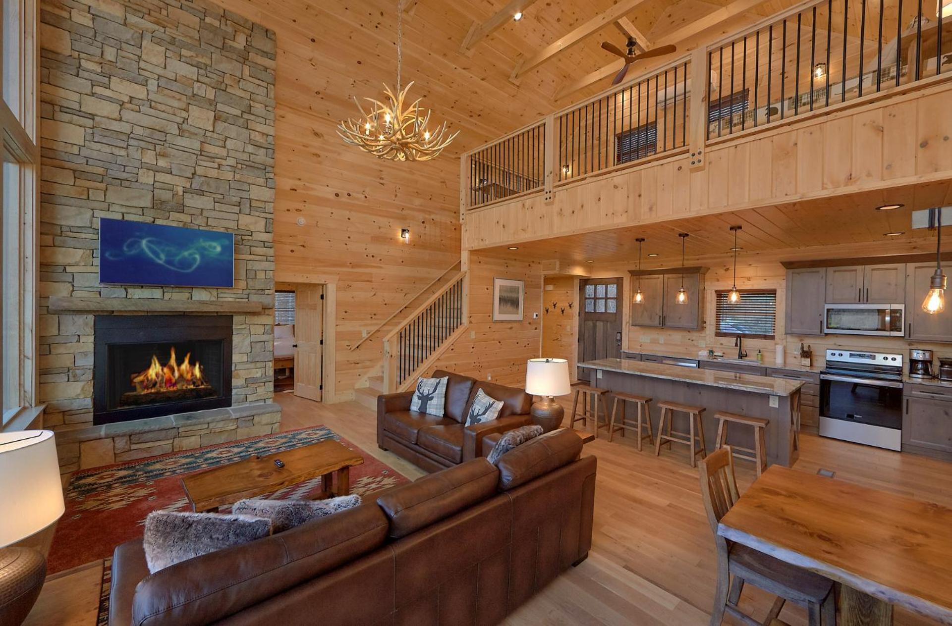 Misty Mountain Adventure Lodge 개틀린버그 외부 사진