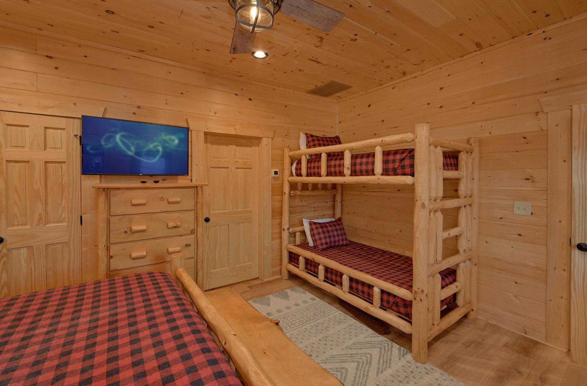 Misty Mountain Adventure Lodge 개틀린버그 외부 사진